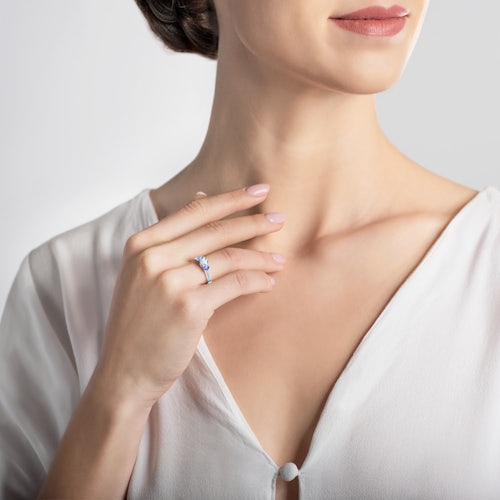 Pierścionek zaręczynowy Dream: białe złoto, akwamaryn